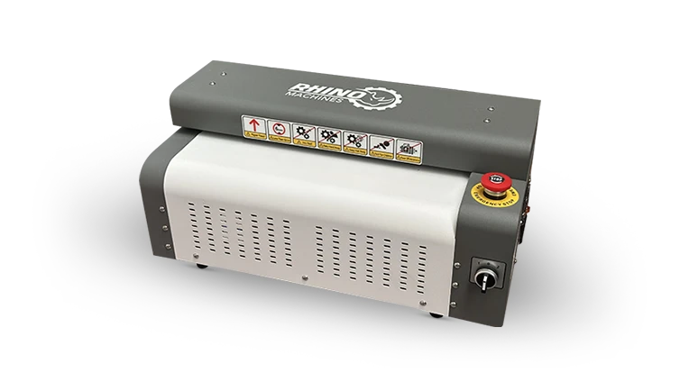 Matelasseur de carton compact